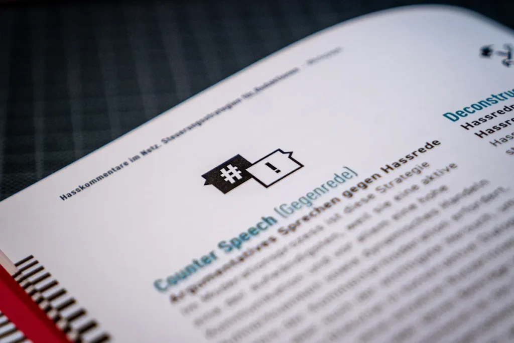 Lietuviu vadovėlis 12 klasei - unsplash.com