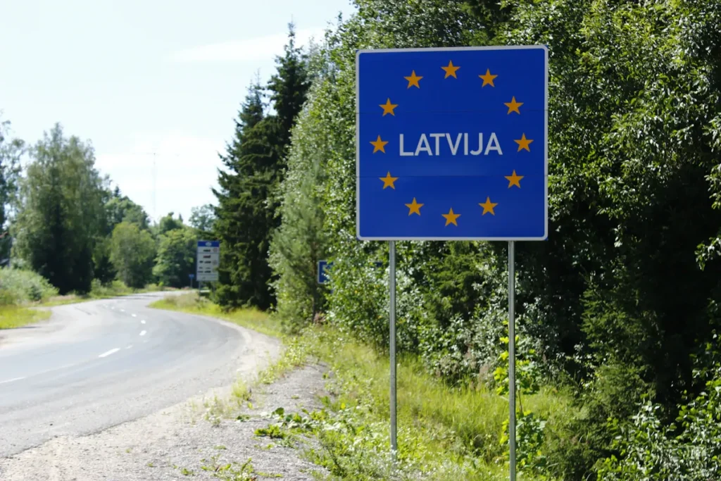 surask panašų adresą Latvia Rezekne Dvmpvra 6-2, LV-4601 - unsplash.com